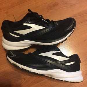 Brooks Launch 4 Black Running Shoes Women's 7.5M